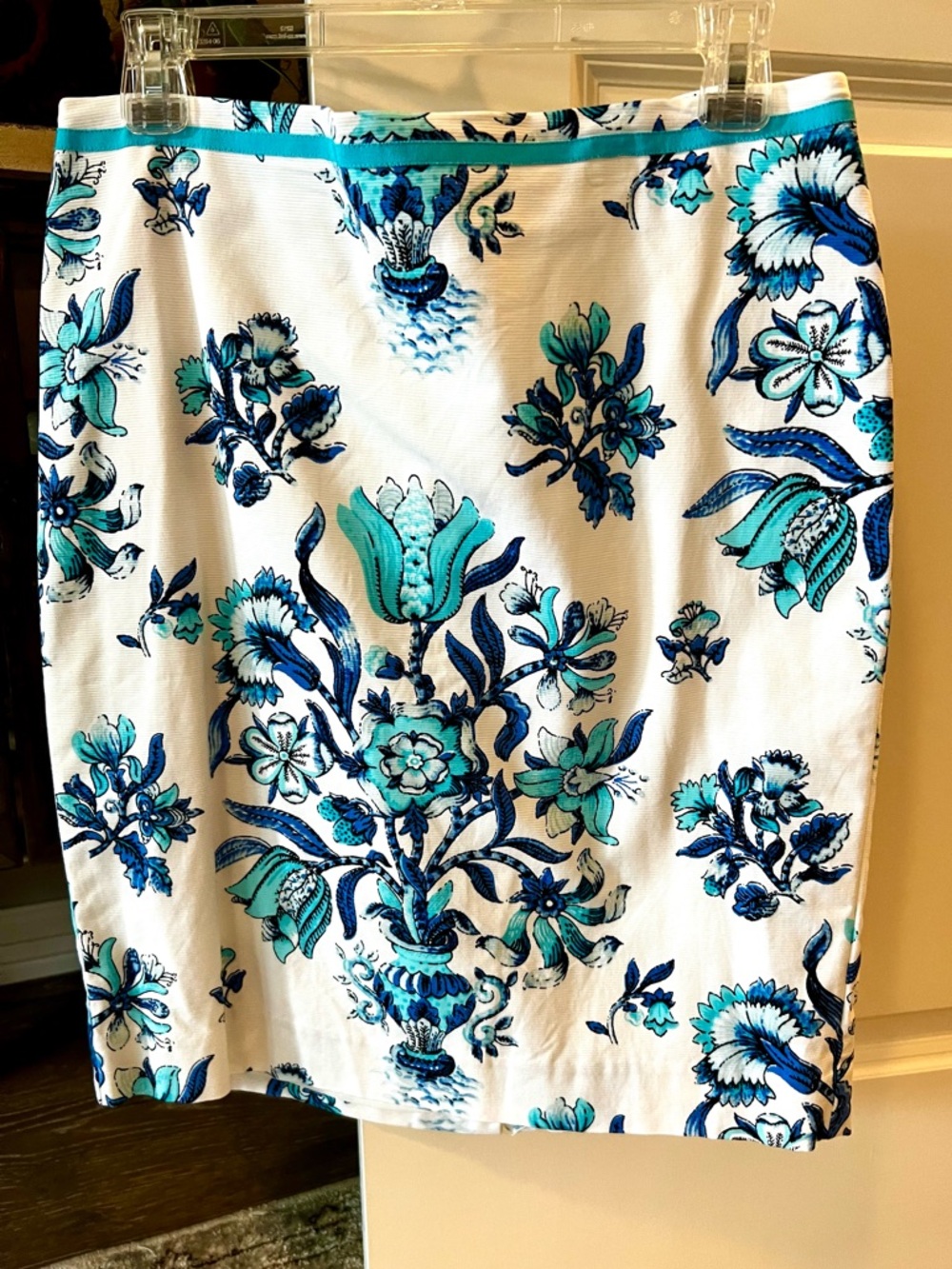 Talbots Blue White Floral Skirt 10P Petite Lined Hidden Zip NWOT - Picture 4 of 5